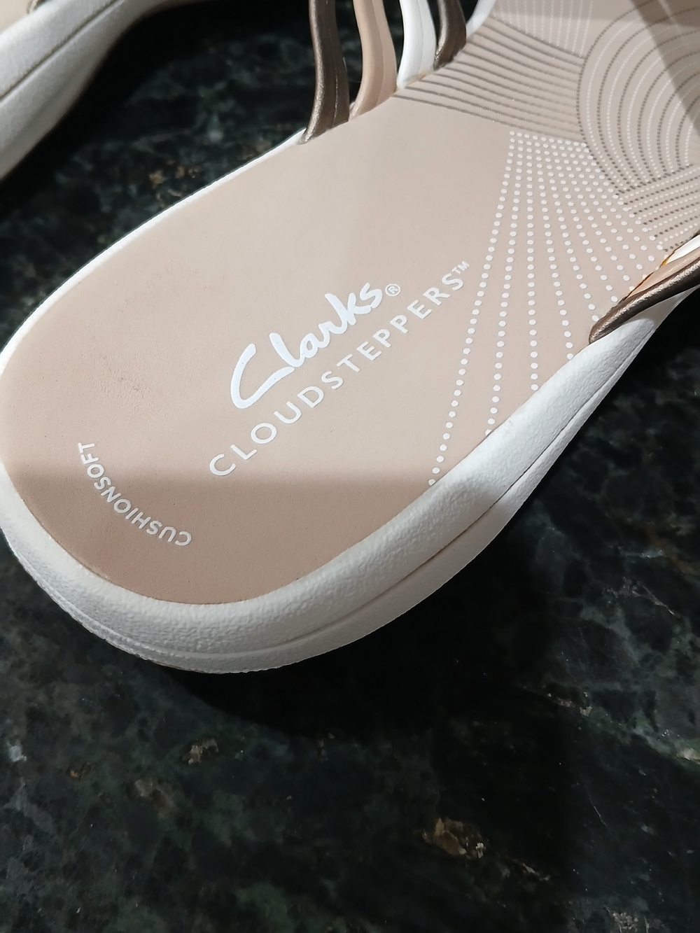Women's, Clarks Cloudsteppers Beige Braided Sandals, Size 8 - Picture 4 of 8